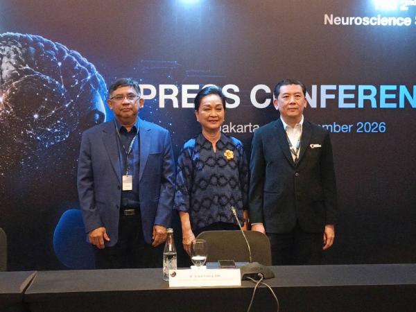 Dokter-dokter Para dokter yang terlibat dalam teknologi TMS di acara press conference Siloam Neuroscience Summit 2026. (Foto: Mei Sada Sirait)