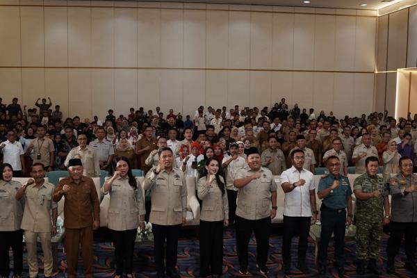 Gubernur Maluku Utara Sherly Tjoanda resmi dilantik menjadi Ketua DPD HKTI Malut periode 2026-2031. (Foto: Dok. Pemprov Maluku Utara)
