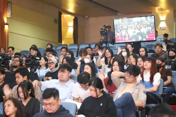 Mahasiswa Untar ramaikan acara ICC 2026. (Foto: Arif Julianto)