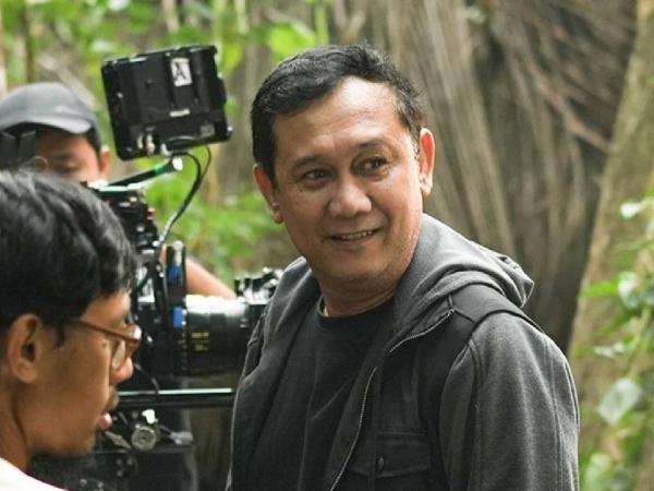Denny Siregar Angkat Kisah Cinta Emmy Saelan Jadi Film, Beby Tsabina Pemeran Utamanya