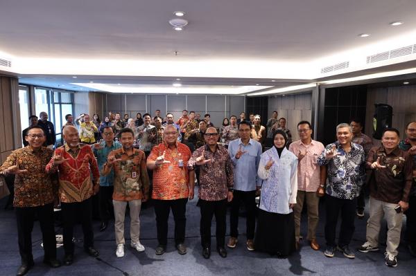 LPDB Koperasi memperkuat tata kelola penjaminan pinjaman dan pembiayaan melalui pembahasan skema asuransi kredit terpusat serta pemanfaatan pialang asuransi sebagai mitra strategis. (Foto: LPDB Koperasi)