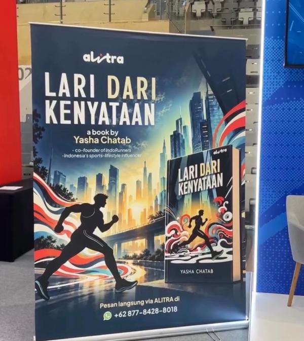 Yasha Chatab meluncurkan buku Lari dari Kenyataan di Jakarta Running Festival 2026