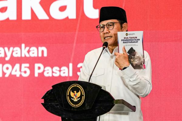 cak imin Menko Pemberdayaan Masyarakat Muhaimin Iskandar saat acara Mandaya Awards dan Innovilleague Awards 2026 kepada para penggerak pemberdayaan masyarakat dan pengentasan kemiskinan. (Foto: Ist)