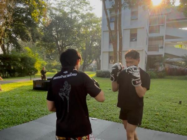 Muay Thai di alam terbuka di Chiang Rai, Thailand. (Foto: Muhammad Sukardi)