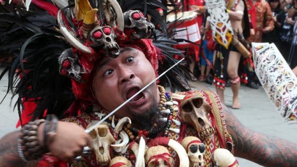 23 Tatung3 Tatung, tradisi etnis Tionghoa di Singkawang saat Cap Go Meh. (Foto: ANTARA)