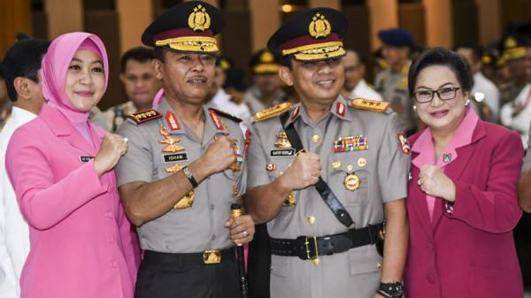 7 Wakapolri 2 Wakapolri, Komjen Pol Gatot Eddy Pramono menyampaikan konferensi pers pengungkapan kasus penyelundupan 71 sabu-sabu dari Sumatera ke Jakarta di Pelabuhan Merak, Banten, Rabu (20/5/2020). (Foto: Istimewa)