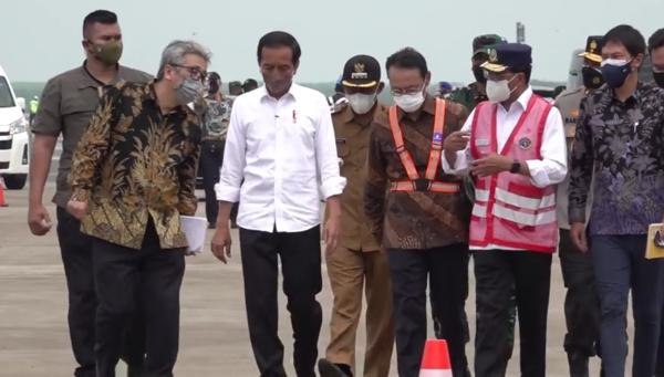 Presiden Jokowi Targetkan Ekspor 180.000 Mobil Pertahun dari Pelabuhan Patimban Subang