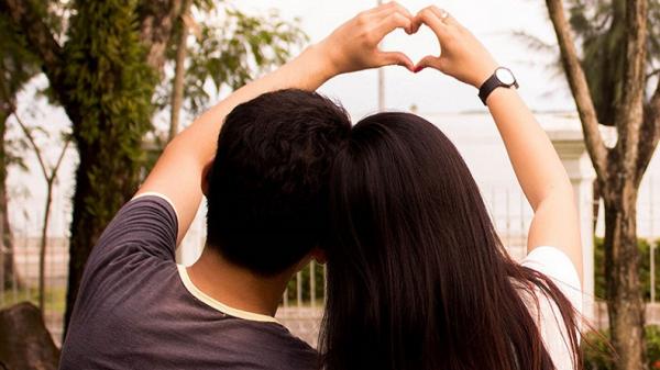 50 Contoh Pertanyaan untuk Pacar: Cara Efektif Mempererat Hubungan