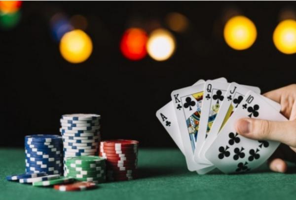 Kominfo Blokir Situs Judi Online yang Meresahkan Orang Tua