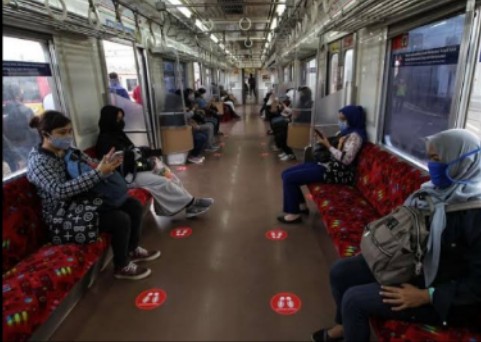 Masyarakat Didorong Beralih ke Transportasi Umum untuk Menekan Konsumsi Energi Fosil