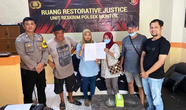 Polsek Muntok Terapkan Restorative Justice Kasus Penipuan