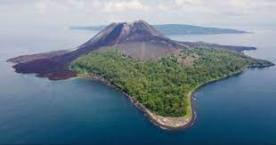 Jurnalis iNews Hilang Kontak Bersama 7 Orang Saat Liputan Gunung Anak Krakatau