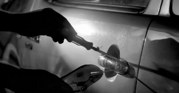 Pencuri Ban Mobil Kepergok di Parkiran Stasiun Rawa Buntu Tangsel