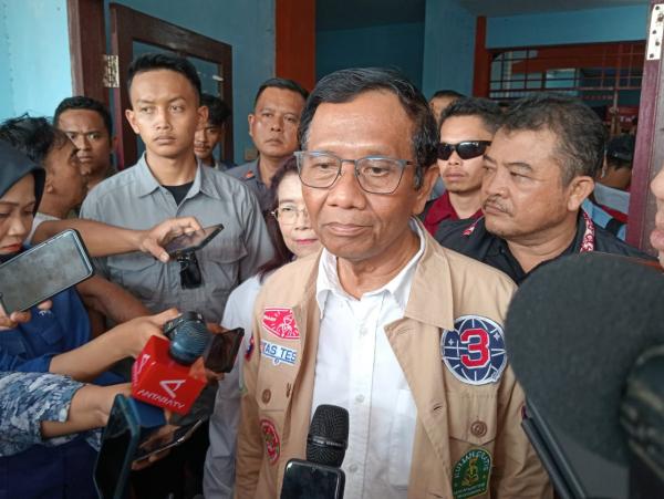 Mahfud MD Bantah Klaim Prabowo, Alutsista Bukan Rahasia Negara