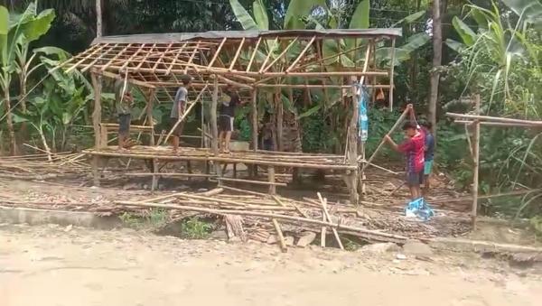 Viral Caleg Partai Nasdem Bongkar Pos Ronda di Malingping Gegara Perolehan Suaranya Zonk