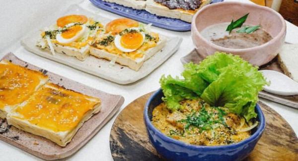 Tiga Kuliner yang Ada di Pasar Cihapit, Wisatawan Wajib Coba!