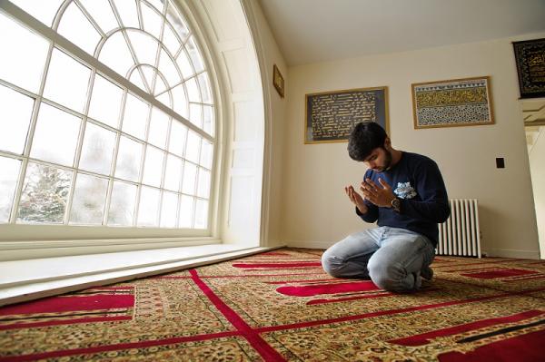 3 Doa Pagi Hari Sesuai Ajaran Rasulullah SAW, Lengkap Arab, Latin, dan Artinya