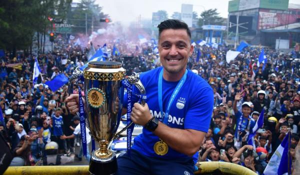 Resmi! Miro Petric Tinggalkan Persib, Akhiri Perjalanan Penuh Gelar Juara