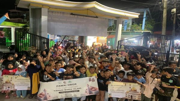 Tahun Baru Islam 1446 H, DKM Masjid Daarussalam Tambun Selatan Gelar Zikir dan Pawai Obor