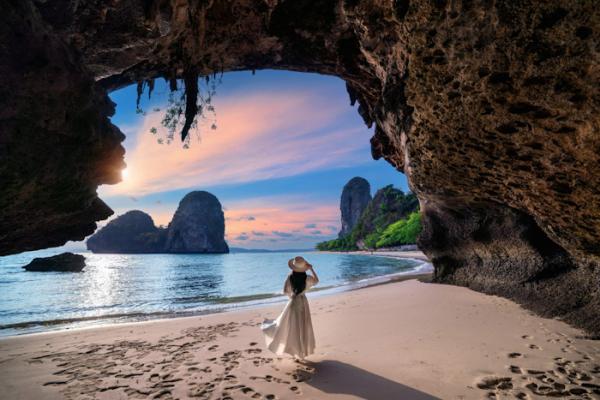 Bukan Cuma Pantai, Ini 5 Surga Air Sembunyi di Pangandaran yang Bikin Ketagihan