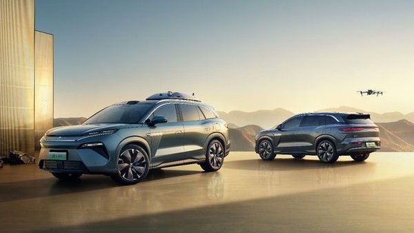 BYD Luncurkan Mobil Dicas 5 Menit Bisa Berlari 400 Km, Dilengkapi Drone di Atap