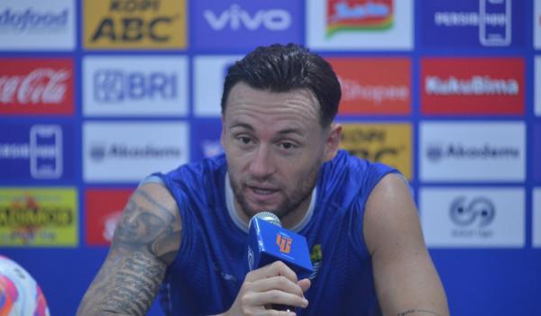Bukan Sekadar Menang, Marc Klok Bawa Misi Besar Persib di ACL Two
