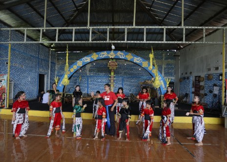Tari Topeng Mimi Rasinah, Warisan Seni Tari Indramayu