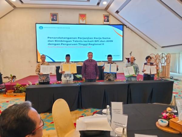 Universitas Hamzanwadi Perbaharui Kerjasama  Pengelolaan Beasiswa BPI  dengan Kemendiksaintek