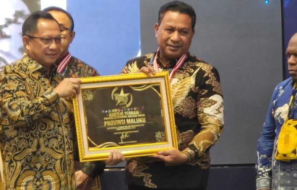 Maluku Raih SPM Awards 2025, Peringkat 17 Nasional dengan Nilai 97,89