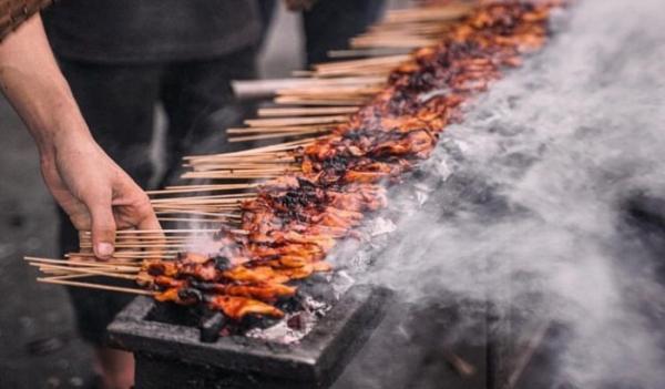 Sekali Coba Bisa Balik Lagi, Ini Daftar Sate Terlezat di Bandung yang Wajib Dicicipi