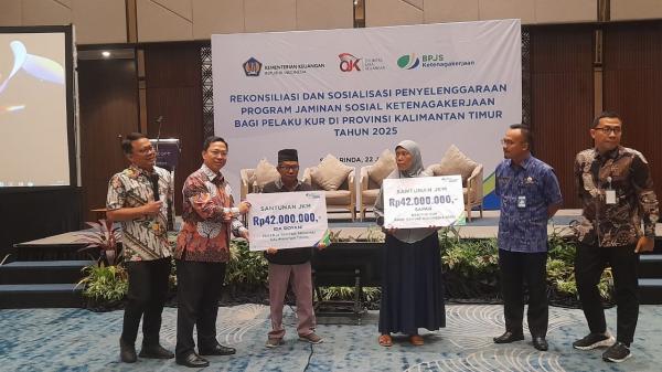 Pelaku UMKM Kaltim Terima Jaminan Sosial Lewat Program KUR dan Jamsostek