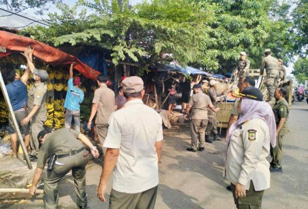 Lagi, PKL Bandel Ganggu Fasum di Kota Tangerang Ditertibkan Aparat