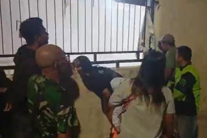 Gempar! Perempuan Muda di Tegal Ditemukan Tewas Bersimbah Darah Depan Kos