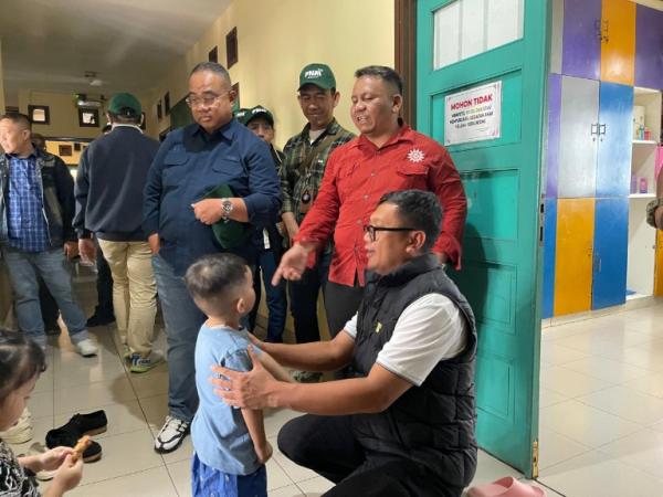 PLN Icon Plus dan PNM Salurkan Bantuan untuk Panti Asuhan Bayi dan Lansia