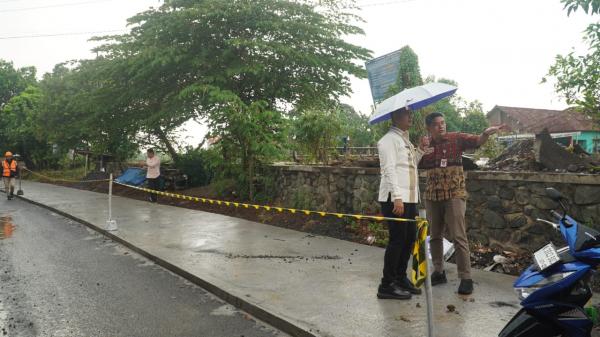 Jalan Penghubung 3 Desa di Perbatasan Jepara-Demak Dibeton, Perkuat Konektivitas Antarkabupaten