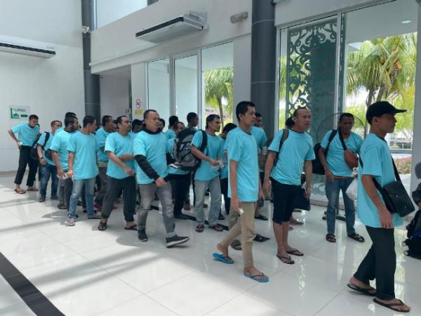 Johor Bahru Fasilitasi Deportasi 372 PMI ke Indonesia Sepanjang Oktober 2025