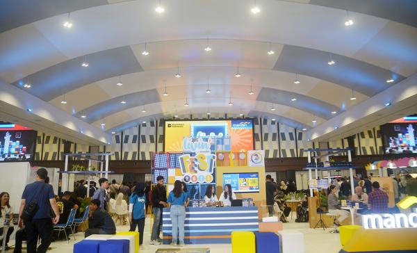 Livin Fest 2025 Semarang Catat Transaksi Rp5,7 Miliar, Dorong Pertumbuhan UMKM dan Ekraf Jateng