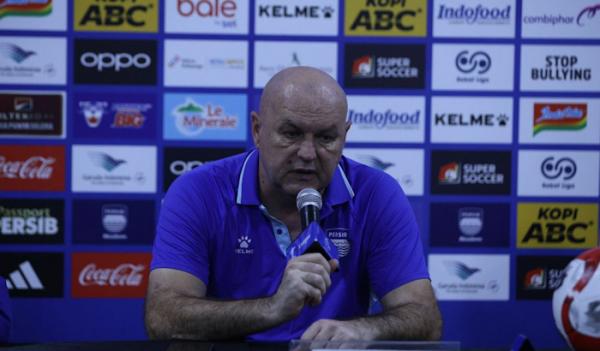 Pesta Juara Berakhir Pilu? Bojan Hodak Beri Sinyal Hengkang dari Persib Bandung