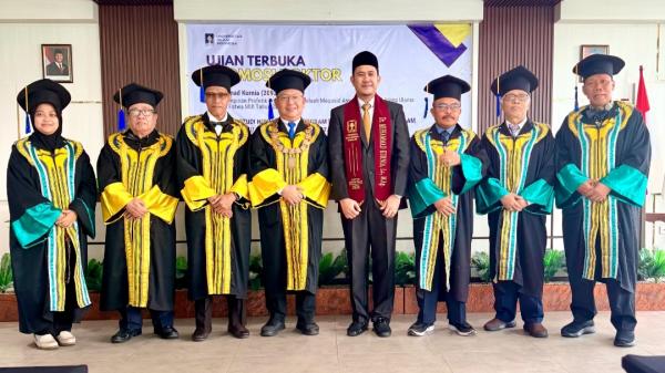 Ustaz Kurnia Raih Gelar Doktor Hukum Islam di UII Yogyakarta
