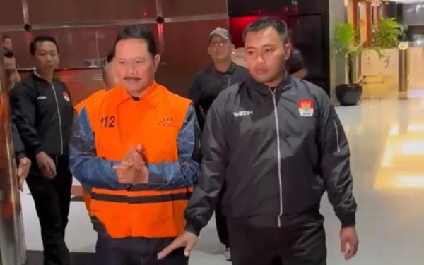 Berbuntut Panjang, KPK Geledah Dinkes Kota Madiun hingga Sita Uang Tunai