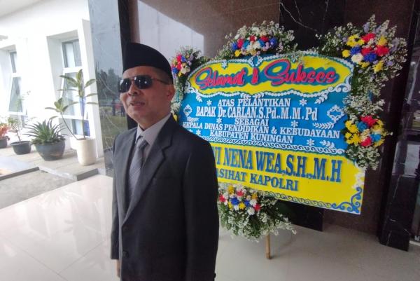 Inspiratif! ASN Disabilitas Dr Carlan Dipercaya Pimpin Dinas Pendidikan Kuningan