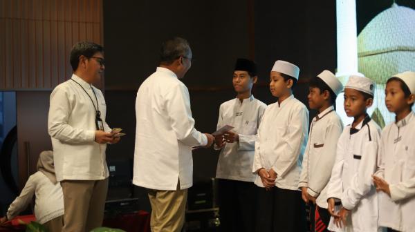 Tangis Haru Warnai Safari Ramadan di Surabaya, 30 Anak Yatim Terima Bantuan yang Tak Terbayangkan