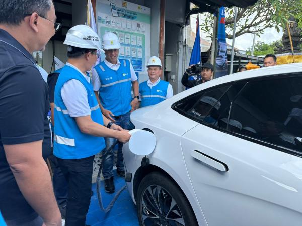 Pengguna Home Charging di Jabar Tembus 7.125, Kendaraan Listrik Makin Diminati