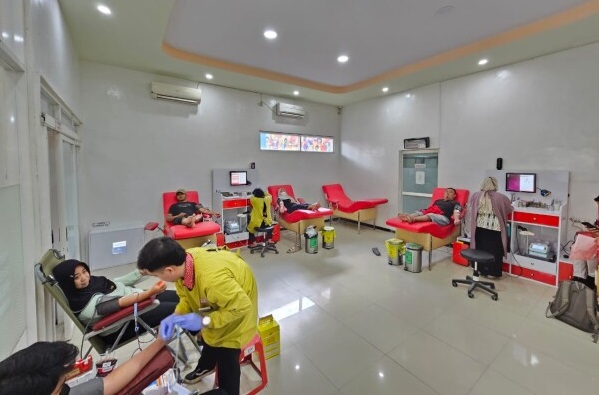 Bupati Bojonegoro Terbitkan SE Donor Darah, ASN hingga Pelajar Didorong Jadi Pendonor