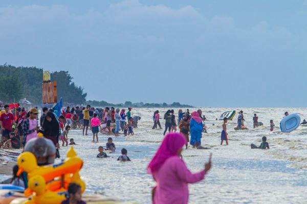 Kunjungan Wisatawan di Karawang Tembus 82 Ribu Selama Libur Lebaran, Pantai Jadi Destinasi Favorit