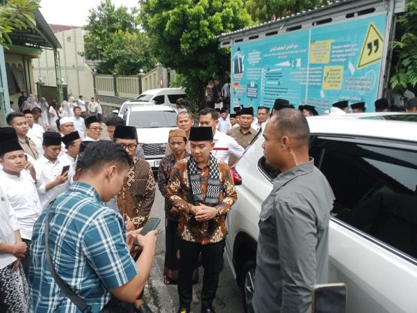 Kunjungi Ponpes Wali Songo Sragen, Wapres Gibran Dorong Santri Kuasai AI