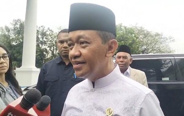 Bahlil Siapkan Roadmap BBM Campur Etanol, Terapkan E10 mulai 2027