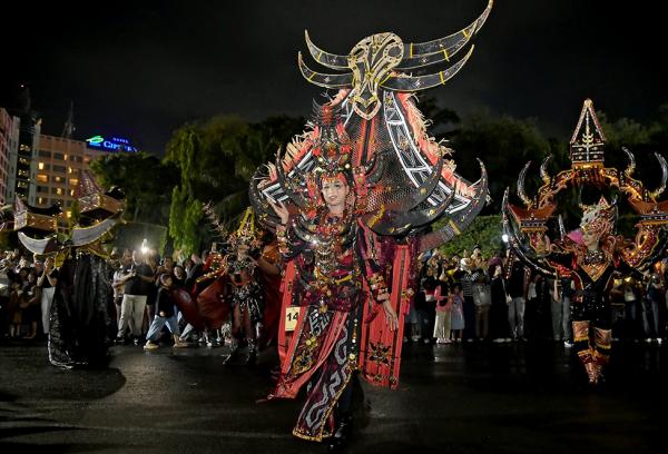 Luar Biasa! Semarang Night Carnival 2026 Cetak Rekor Peserta Mancanegara Terbanyak