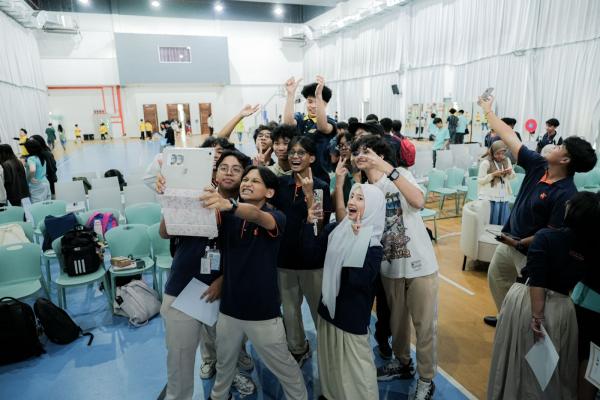 Kolaborasi Achmad Zaky dan Anne Tham: Membuka Cakrawala Global Siswa Sragen di Malaysia