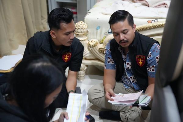 Kejari Karawang Geledah dan Segel Kantor PT BAS di Bekasi, Sita Dokumen Kasus KPR Bank BUMN